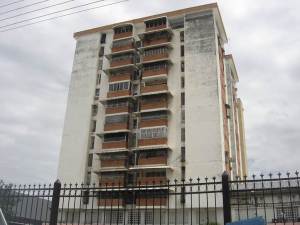EILEEN CASTILLO Apartamento Venta Maracay La Coromoto FLEXMLS-11-6152