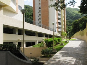 LISETH GONZALEZ Apartamento Venta Valencia Valles de Camoruco FLEXMLS-11-6250