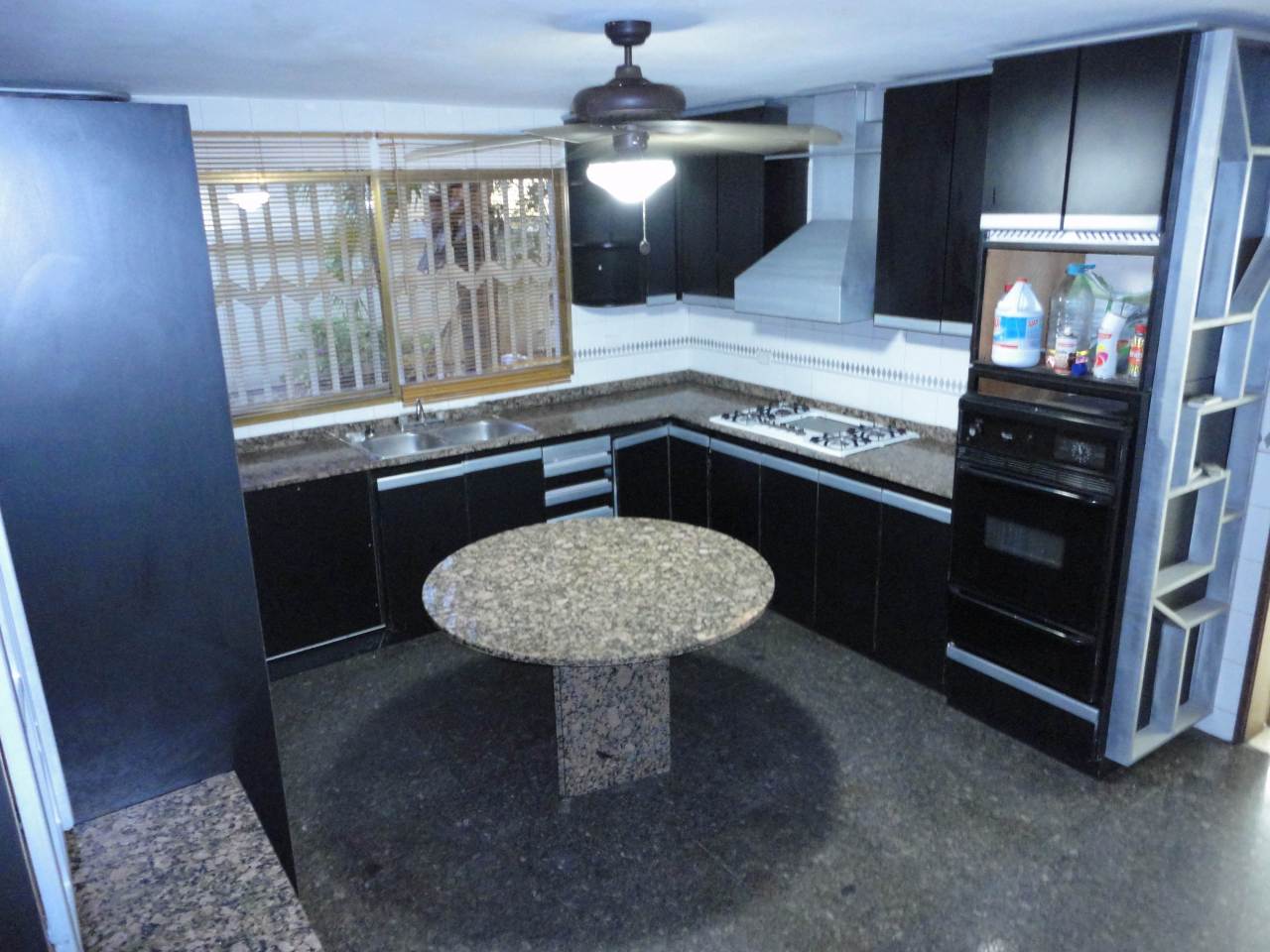 ANGEL PINTON Casa en Venta en La California en Maracaibo Código: 11-6262 No.4