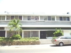ALIRIO VALERA Oficina En Alquiler En Maracaibo - Avenida Bella Vista C&oacute;digo FLEX: 11-6371