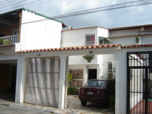 EILEEN CASTILLO Casa En Venta En Cagua - Ciudad Jardin Código FLEX: 11-6394 No.1