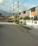 RENT-A-HOUSE ARAGUA Townhouse En Venta En Maracay - La Morita C&oacute;digo FLEX: 11-6403 No.4