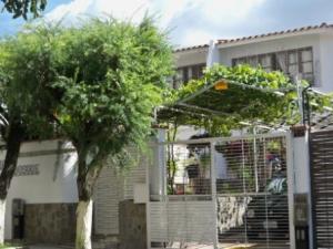 LIGIA HENRIQUEZ Casa En Venta En Valencia - El Bosque C&oacute;digo FLEX: 11-6459 No.0