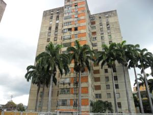 MARIA ALBA GIORDANO Apartamento En Venta En Valencia - San Blas C&oacute;digo FLEX: 11-6567