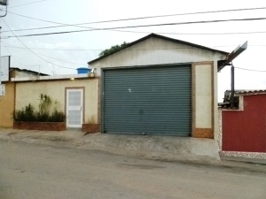 JUSMERI ESPINA Galpon - Deposito En Venta En Maracaibo - Belloso C&oacute;digo FLEX: 11-6621 No.1