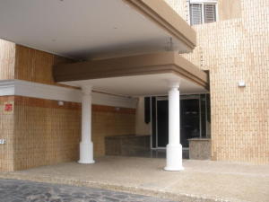 MARGARITA ESCALANTE Apartamento Venta Maracaibo Tierra Negra FLEXMLS-11-6652