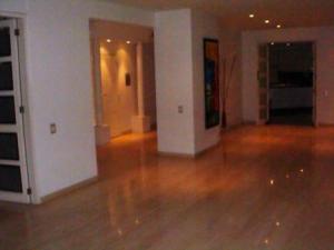 ALO INMUEBLES 2009, C.A. Apartamento En Venta En Caracas - Colinas de Valle Arriba <br/>C&oacute;digo FLEX: 11-6681 No.1