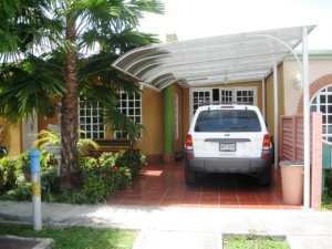 EILEEN CASTILLO Casa En Venta En Maracay - Araguama Country Código FLEX: 11-6712 No.7