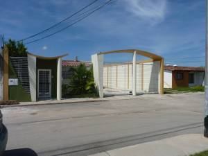 EILEEN CASTILLO Casa Venta Maracay Los Chaguaramos FLEXMLS-11-6732