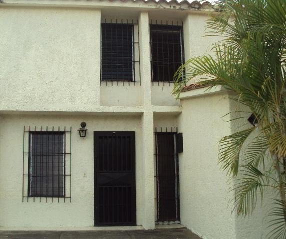         ANGEL PINTON Townhouse en Venta en Las Brisas en Cua C&oacute;digo: 11-6440 No.0