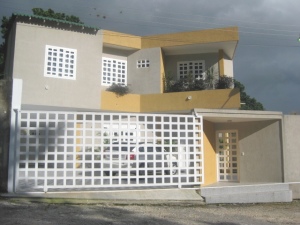 EILEEN CASTILLO Casa Venta Maracay El Castaño (Zona Privada) FLEXMLS-11-6890