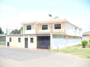 NELSON CASTELLANO CALDERA Casa Venta Maracaibo La Trinidad FLEXMLS-11-6932