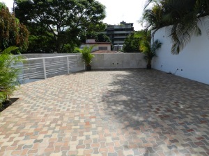 ALO INMUEBLES 2009, C.A. Casa En Venta En Caracas - Altamira <br/>C&oacute;digo FLEX: 11-7002 No.7