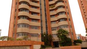 MARGARITA ESCALANTE Apartamento Venta Maracaibo La Lago FLEXMLS-11-7041