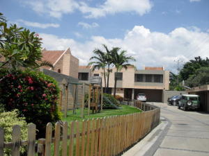 Zulay Elisa Gonzalez Manrique Townhouse Venta Valencia La Granja FLEXMLS-11-7116