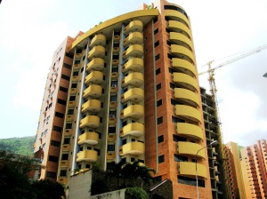 CELESTE BELLO RIF V-04170295-4 Apartamento En Venta En Valencia - La Trigaleña C&oacute;digo FLEX: 11-7179