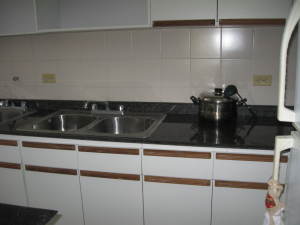 VICTOR ARTURO MORANTES Apartamento En Venta En Maracaibo - La Lago C&oacute;digo FLEX: 11-7257 No.4