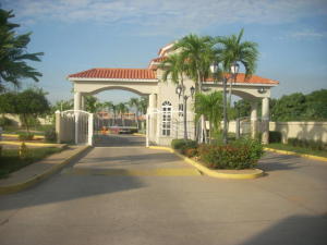 MARGARITA ESCALANTE Casa Venta Maracaibo Avenida Milagro Norte FLEXMLS-11-7296