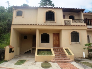 VANESSA GOMES Casa Venta Caracas Lomas de Monte Claro FLEXMLS-11-7400