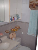 ISABEL CRISTINA GARCIA Apartamento En Venta En Maracaibo - El Milagro C&oacute;digo FLEX: 11-7475 No.9