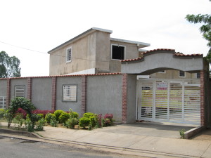 SHEILA TORO Apartamento En Venta En Ciudad Ojeda - La L C&oacute;digo FLEX: 11-7432 No.1
