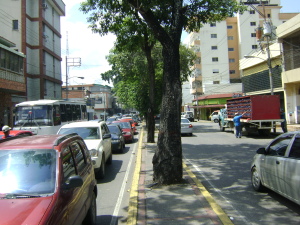 EILEEN CASTILLO Local Comercial En Venta En Maracay - Avenida Bermudez C&oacute;digo FLEX: 11-7523 No.5