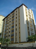 CELESTE BELLO RIF V-04170295-4 Apartamento En Venta En Valencia - La Trigaleña C&oacute;digo FLEX: 11-7483