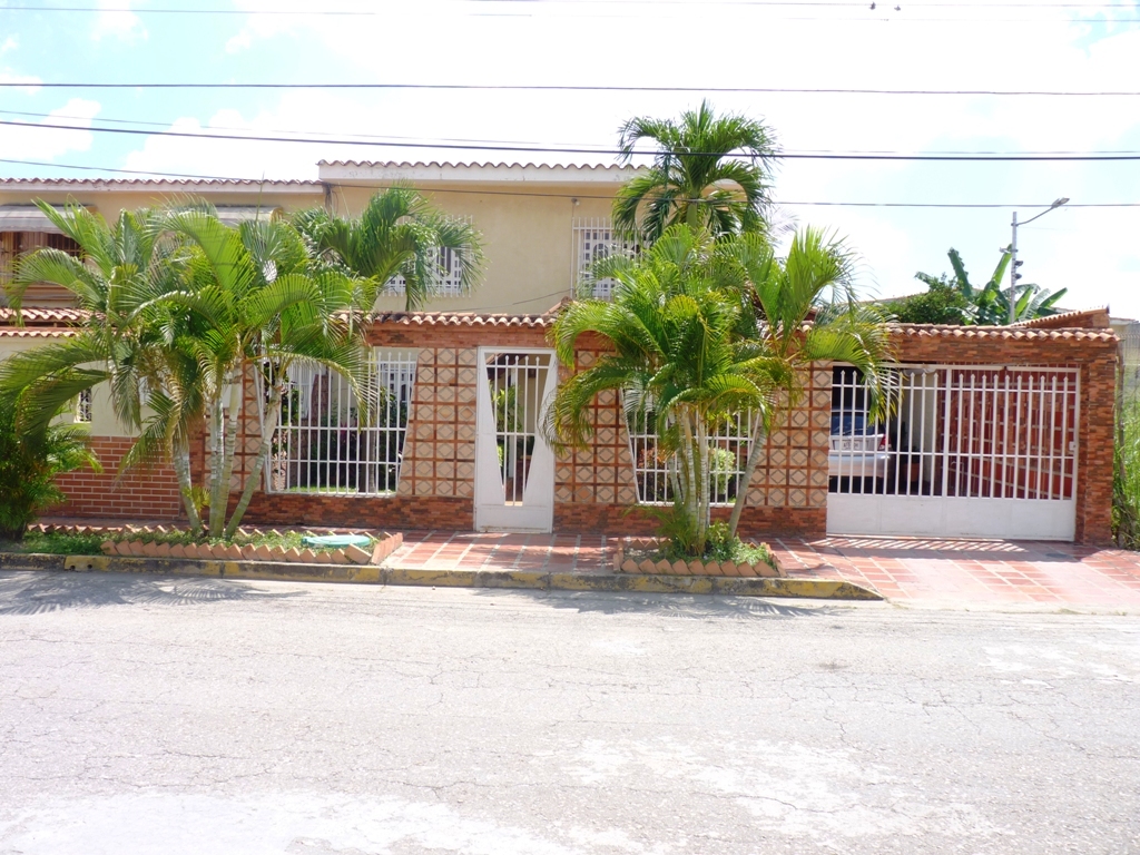 OSCAR ILLARRAMENDI Casa En Venta En Turmero - San Pablo C&oacute;digo FLEX: 11-7667 No.1