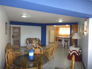 LUIS MONTENEGRO Rif V-02523213-1 Apartamento En Venta En Valencia - Las Chimeneas C&oacute;digo FLEX: 11-7685 No.2