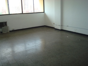 URDANETAYRODRIGUEZ Oficina En Alquiler En Maracaibo - Plaza Republica