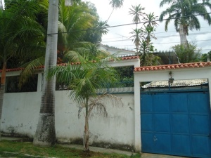 Venta - Casa En Parroquia Caraballeda - Caribeimage fachada RAH:11-7831