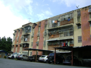 Soluci�n Inmobiliaria de Aragua, C.A Apartamento En Venta En Maracay - Caña de Azucar C&oacute;digo FLEX: 11-7808 No.1