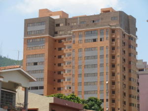 CELESTE BELLO RIF V-04170295-4 Apartamento En Venta En Valencia - La Trigaleña C&oacute;digo FLEX: 11-7826