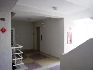 BELEN ALAYON Apartamento En Venta En Valencia - La Trigaleña C&oacute;digo FLEX: 11-7826 No.5