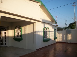 CARMI�A & ASOCIADOS Casa En Venta En Ciudad Ojeda - Calle Piar C&oacute;digo FLEX: 11-7893 No.0