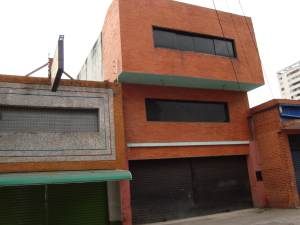 EILEEN CASTILLO Galpon - Deposito En Venta En Maracay - Zona Centro C&oacute;digo FLEX: 11-7864