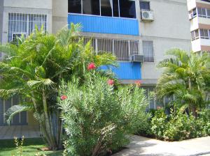 CLAUDIA MARRERO Y MIGUEL SANCHEZ Apartamento Venta Catia La Mar Playa Grande FLEXMLS-11-7894