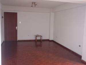 FRANQUICIA COMERCIAL GARIBALDI VALENCIA. Alquiler y venta de inmuebles a nivel nacional. Apartamento En Venta En Valencia - Las Chimeneas C&oacute;digo FLEX: 11-7918 No.5