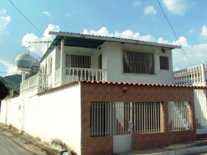 EILEEN CASTILLO Casa Venta Maracay La Cooperativa FLEXMLS-11-7965