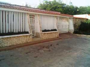 RUTH MARY BARRIOS Casa Venta Maracaibo Sabaneta FLEXMLS-11-7983