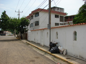 ALIRIO VALERA Casa En Venta En Maracaibo - Avenida Bella Vista C&oacute;digo FLEX: 11-7986 No.1