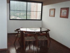 FRANQUICIA REGIONAL CENTRAL Apartamento en Venta en Las Chimeneas en Valencia Código: 11-8018 No.5