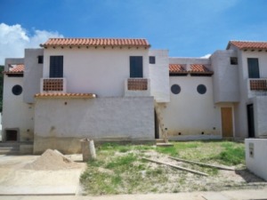 RENT-A-HOUSE VALENCIA Casa En Venta En Valencia - El Rincon C&oacute;digo FLEX: 11-8030 No.0