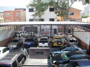 ARIADNA BOUQUETT MORENO Casa Venta Caracas Los Chaguaramos FLEXMLS-11-8054