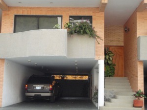 CELESTE BELLO RIF V-04170295-4 Townhouse En Venta En Valencia - Manongo C&oacute;digo FLEX: 11-8248