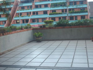 MARIA ALBA GIORDANO Apartamento En Venta En Valencia - Ciudad Jardin C&oacute;digo FLEX: 11-8105 No.3