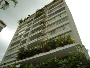 NURIA ROCAS Apartamento En Venta En Caracas - Los Palos Grandes C&oacute;digo FLEX: 11-8110
