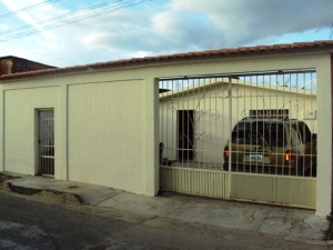 EILEEN CASTILLO Casa Venta Maracay Santa Rita FLEXMLS-11-8145