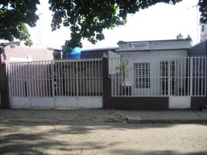 Rent A House Estela Beatriz P�rez Franquicia Personal - Valencia Estado Carabobo - Venezuela  www.alquilovendoinmuebles.com Casa Venta Valencia Avenida Bolivar Sur FLEXMLS-11-8130