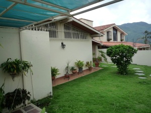 EILEEN CASTILLO Casa En Venta En Maracay - El Castaño (Zona Privada) Código FLEX: 11-8178 No.4